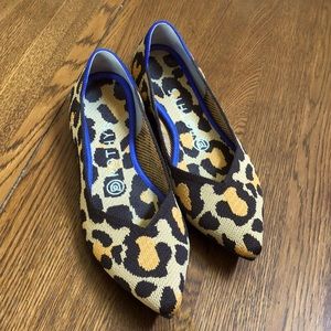 Rothy's Flats, The Point, Big Cat